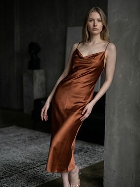 NWOT Stunning Beginning Boutique Bronze Satin Slip Dress Size 12